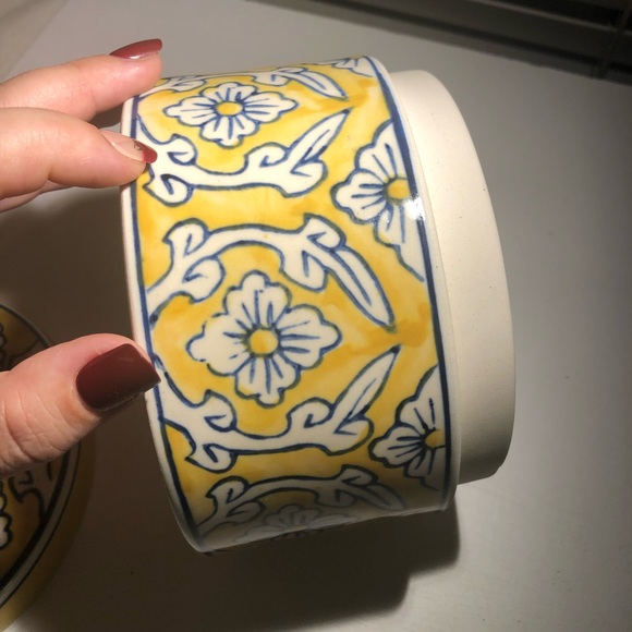 FINAL MARKDOWN don’t miss out ONE GrandMillenial Yellow Navy Blue Chinoiserie - Picture 6 of 6